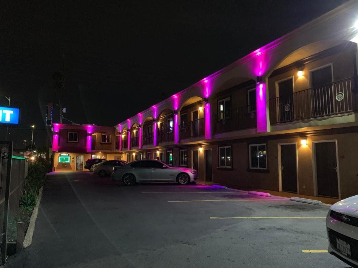 New Bay Motel 2*
